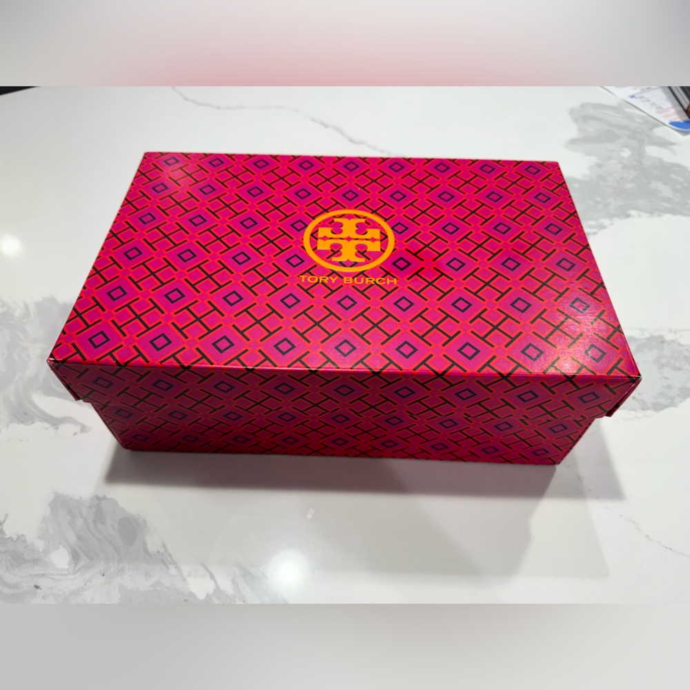 Tory Burch empty shoe box